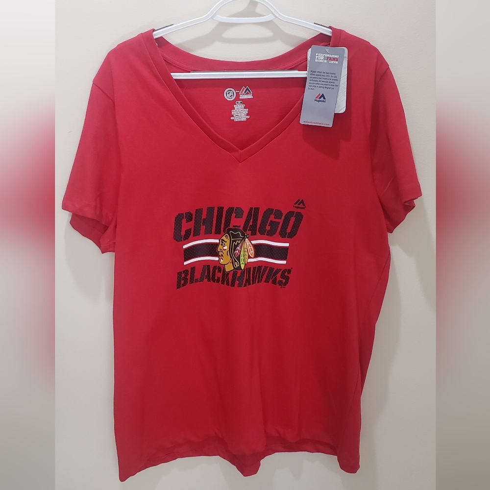 Chicago Blackhawks womens 1x T-shirt